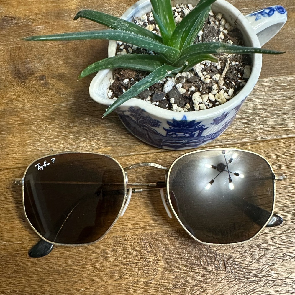 RAY BAN. Vintage. Sunglasses.